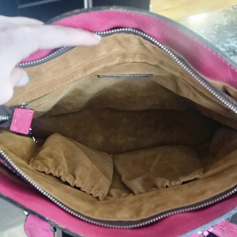 Patricia Nash Elegant Pink Embossed Handbag - Picture 7 of 14